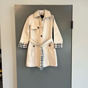 Burberry Classic Beige Trench Coat